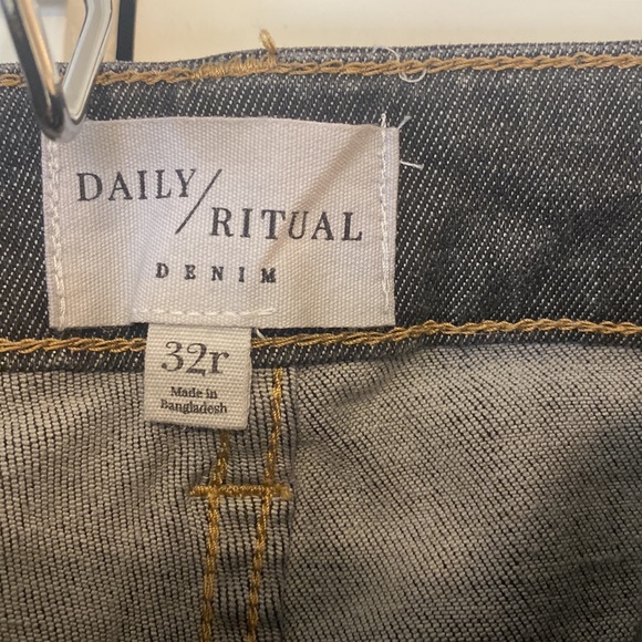 Daily / Ritual denim - Picture 2 of 7